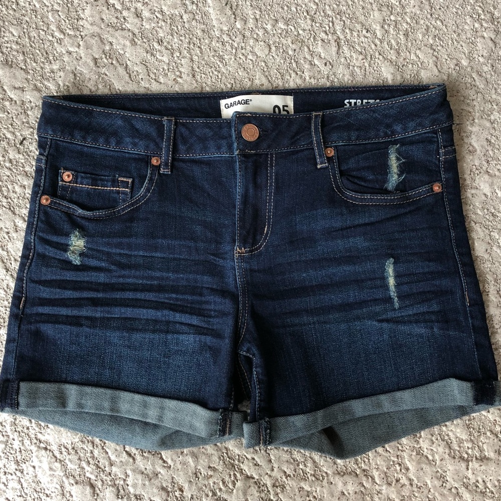 Blue jean The Garage “favorite short” size 5